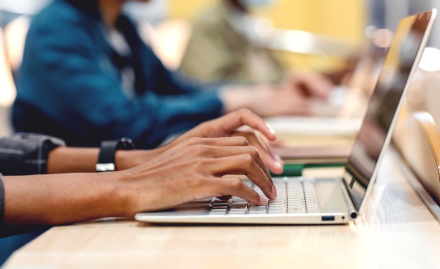 Approche flexible et personnalisée de l'apprentissage budgétaire adapté aux différentes situations